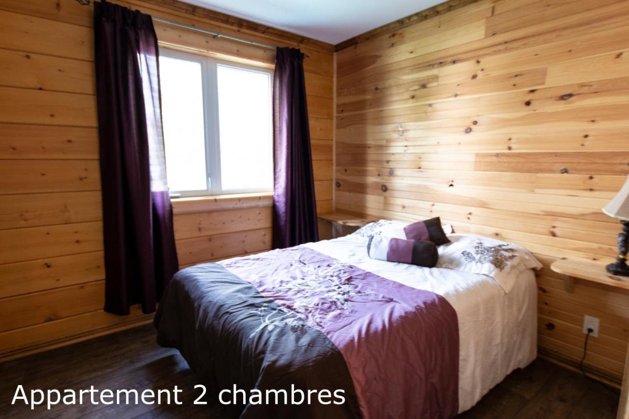 Chalets Et Spa Lac Saint-Jean Chambord Exteriör bild