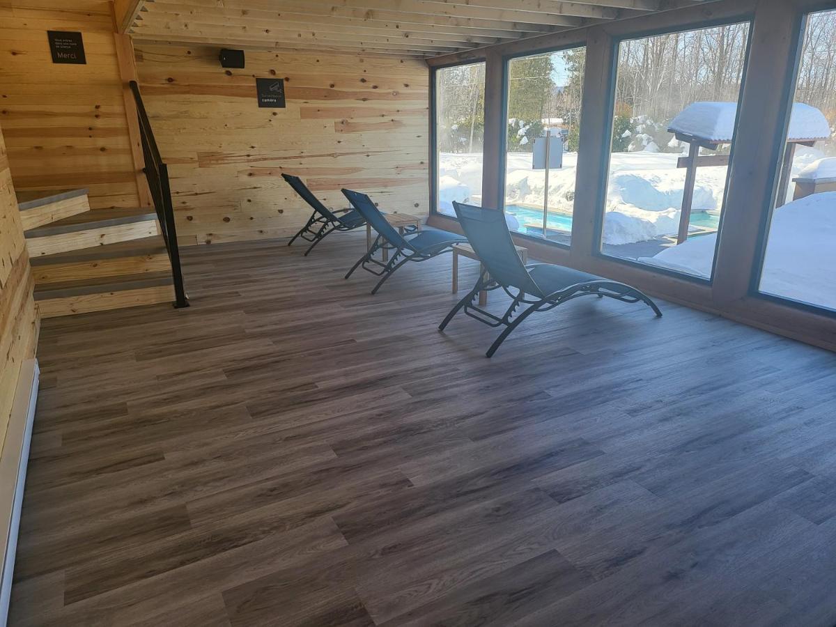 Chalets Et Spa Lac Saint-Jean Chambord Exteriör bild